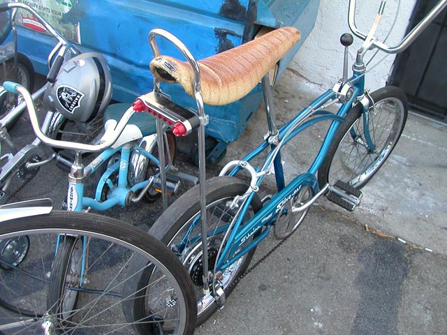 Schwinn Scrambler with tail light